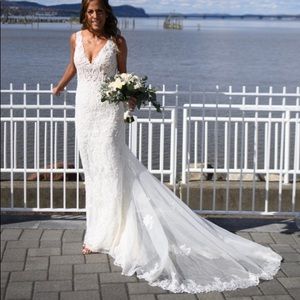 Wedding dress - ivory